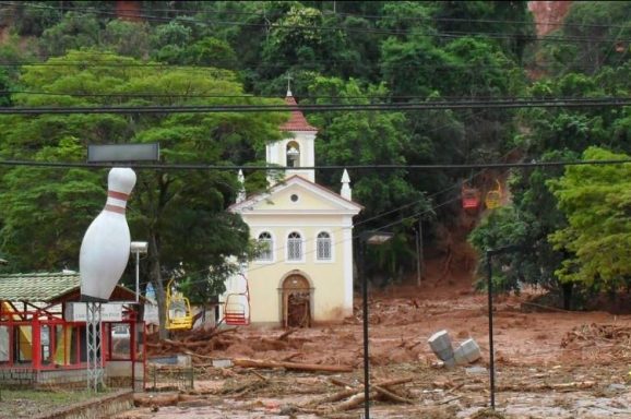 Diocese de Nova Friburgo realiza Missa pelas vítimas da tragédia climática de 2011