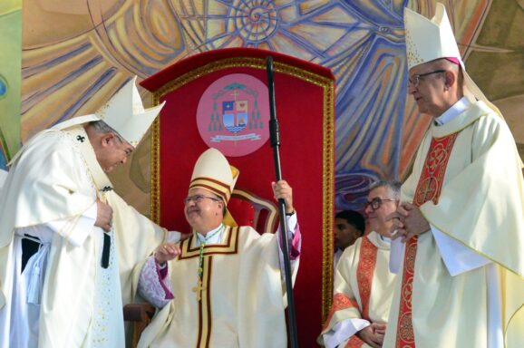 “Em tudo amar e servir” – Dom Paulo Celso toma posse como terceiro bispo da Diocese de Itaguaí (RJ)