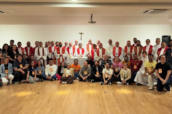Comissão Episcopal para a Juventude avança na atualização do Documento 85, com participação do Regional Leste 1