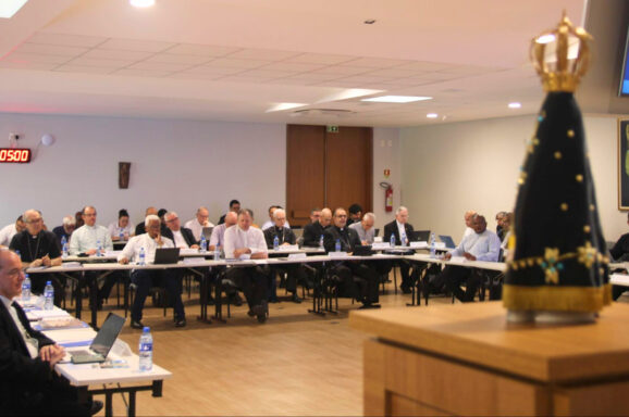 Conselho Permanente da CNBB debate Diretrizes da Igreja no Brasil, campanhas e visita ao Papa