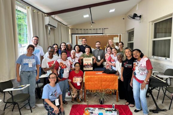 Pastoral da Aids promove retiro para lideranças no Regional Leste 1