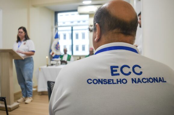 ECC reúne diretores espirituais na nova sede do Regional Leste 1