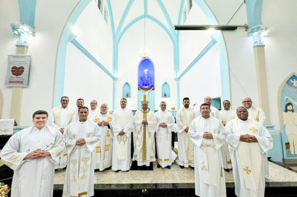 Formadores do Regional Leste 1 refletem sobre discernimento vocacional e formação inclusiva em Xerém